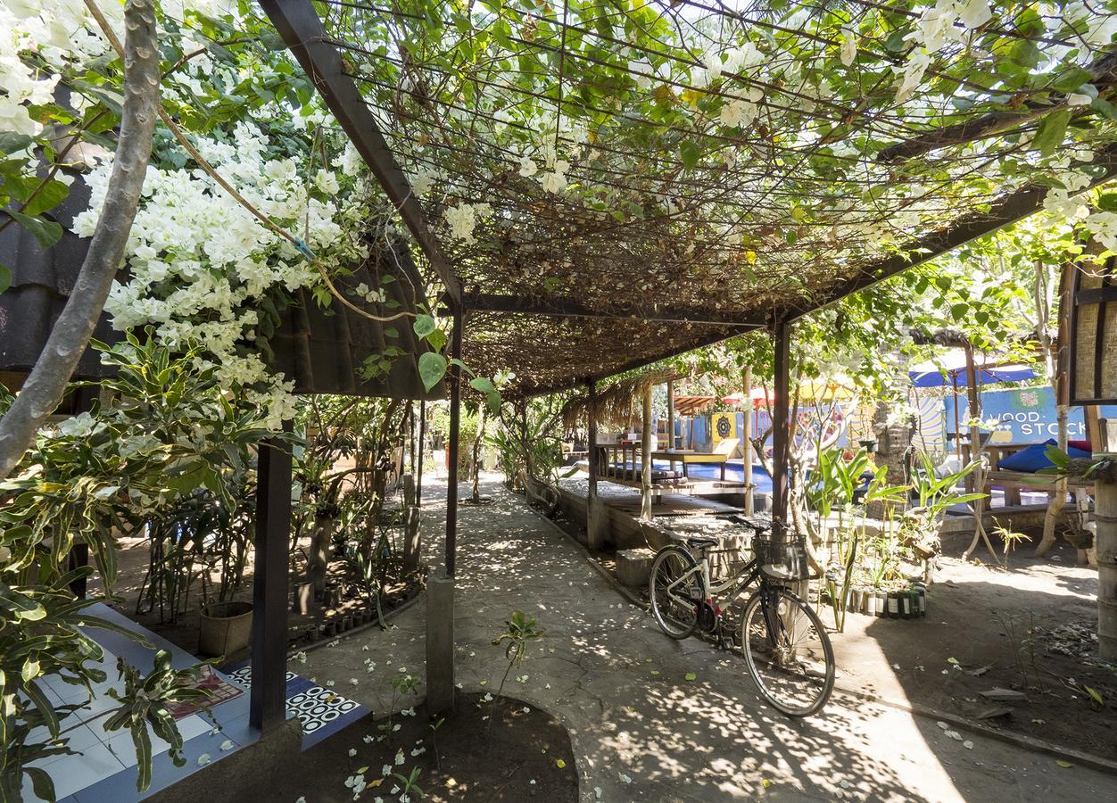 Woodstock Gili - Garden And Bungalows Ξενοδοχείο Τζίλι Τραγουανγκάν Εξωτερικό φωτογραφία